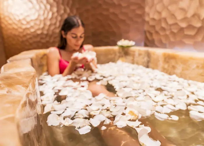 Royal River, Luxury - Adults Only فندق