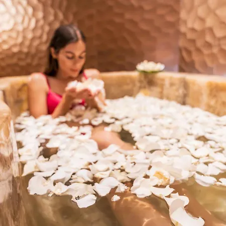 Royal River, Luxury - Adults Only Szálloda