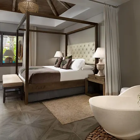 Royal River, Luxury - Adults Only ホテル